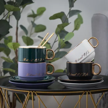 Coffee Cup & Alustass Komplekt Keraamiline Ins Tuul Latte Art, Cup Lihtne Väike Luksus Kodu Pärastlõunane Tee Elegantne kruusid kohvi tassid