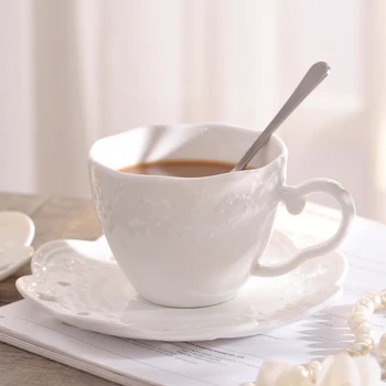 Valge Kohrutus Keraamiline Tass Kohvi Taldrik Lusikas Set Advanced Portselan Tee Tassi Cafe Teacup Tilk Laevandus